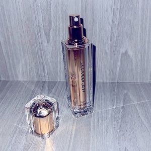 Jlo beauty- that JLo Glow Serum